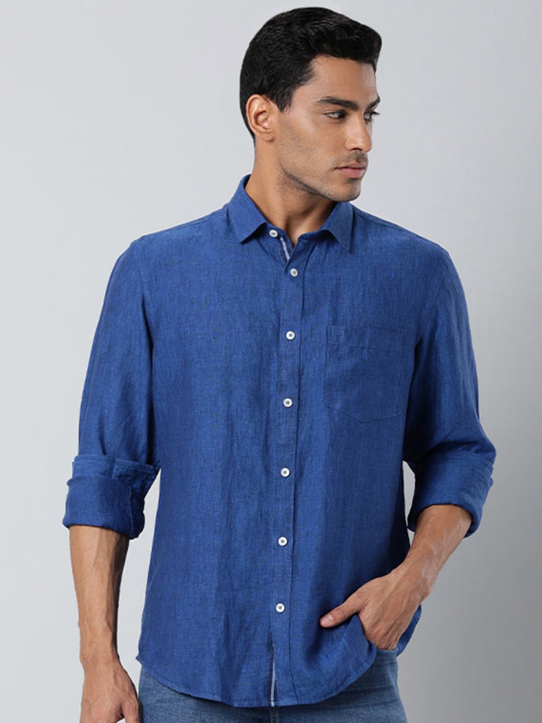 

Indian Terrain Spread Collar Chiseled Slim Fit Opaque Pure Cotton Casual Shirt, Blue