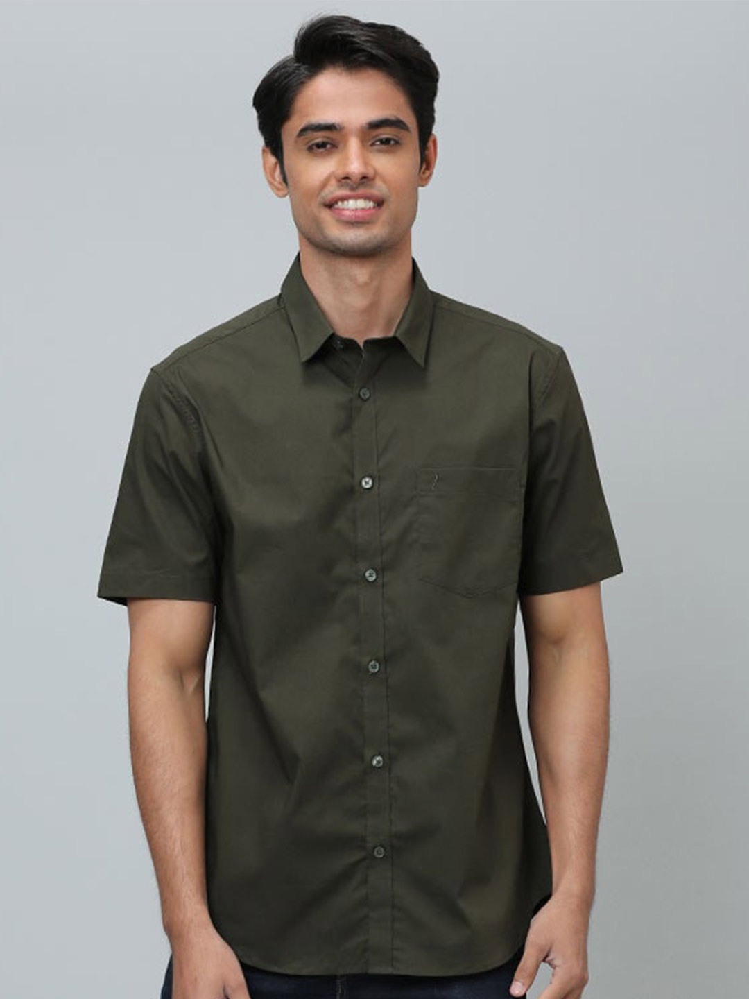 

Indian Terrain Chiseled Slim Fit Opaque Pure Cotton Casual Shirt, Green