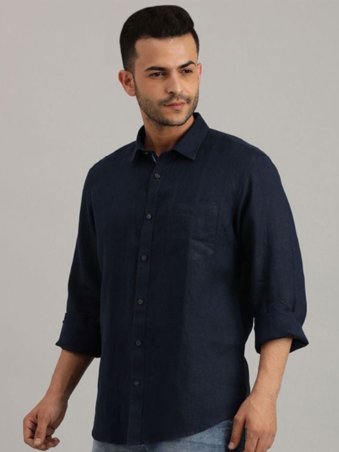 

Indian Terrain Chiseled Spread Collar Pure Cotton Slim Fit Casual Shirt, Navy blue