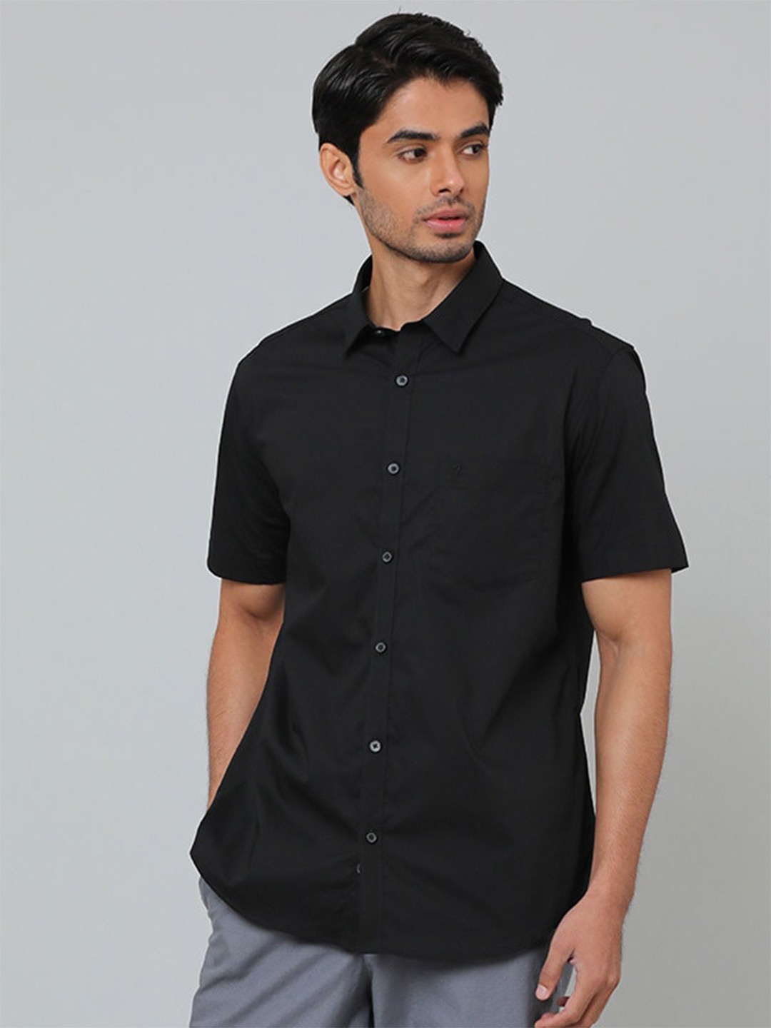 

Indian Terrain Chiseled Slim Fit Opaque Pure Cotton Casual Shirt, Black