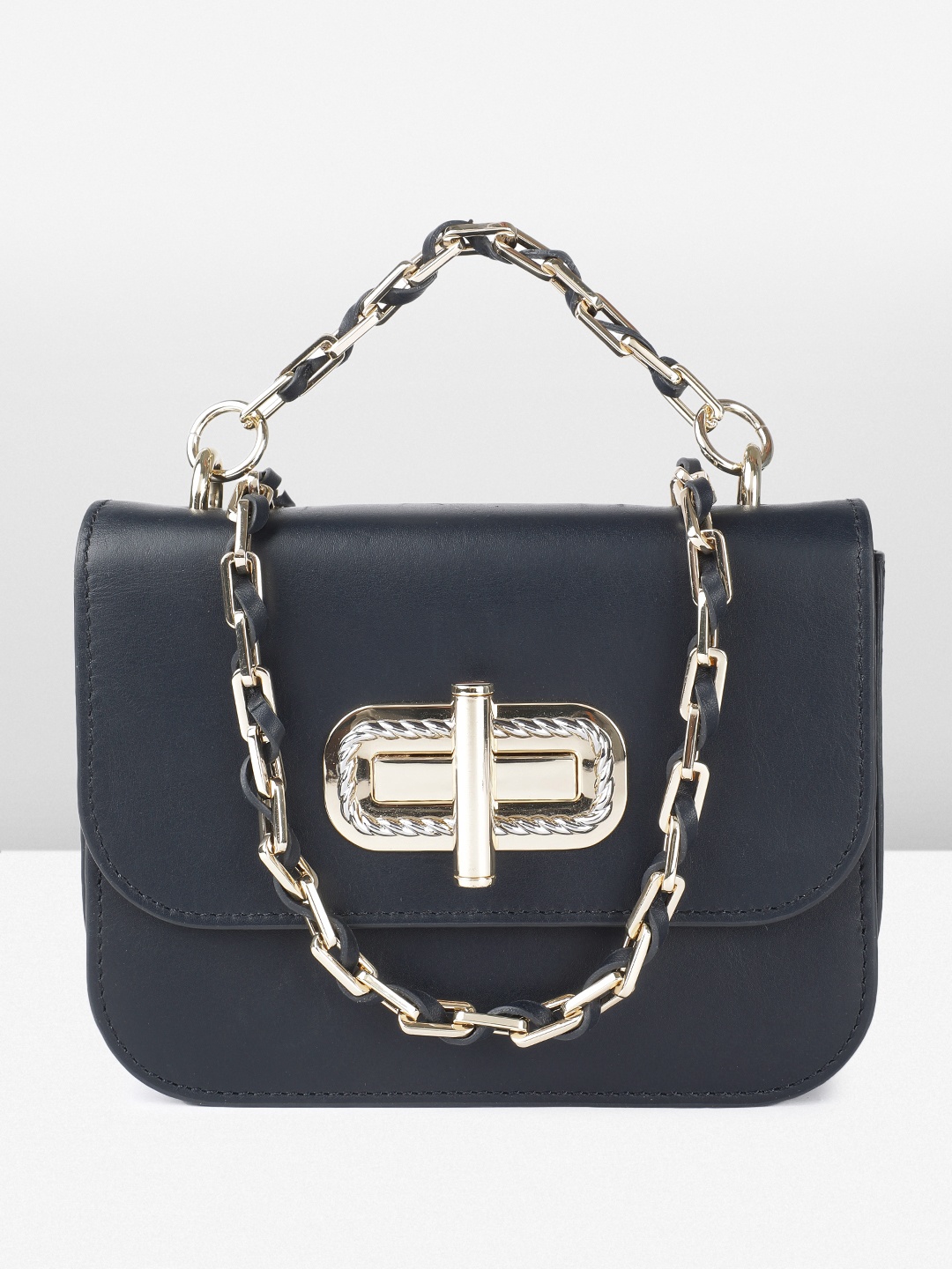 

Tommy Hilfiger Structured Baguette Satchel, Navy blue