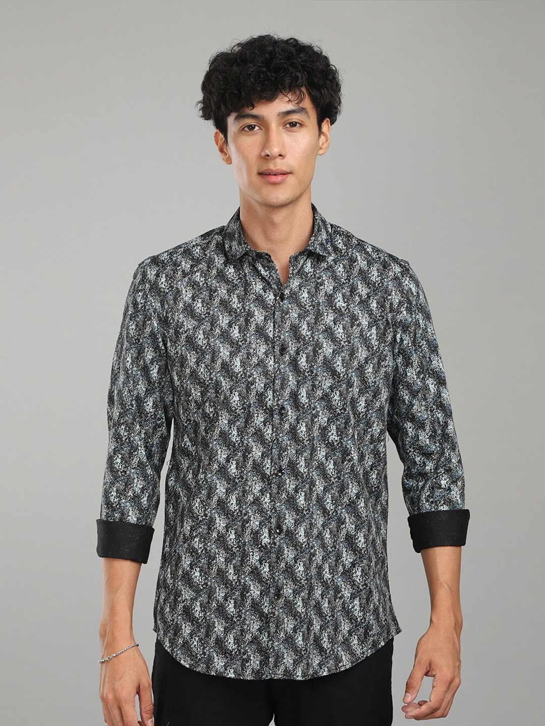 

FOGA New Fit Abstract Printed Pure Cotton Casual Shirt, Black