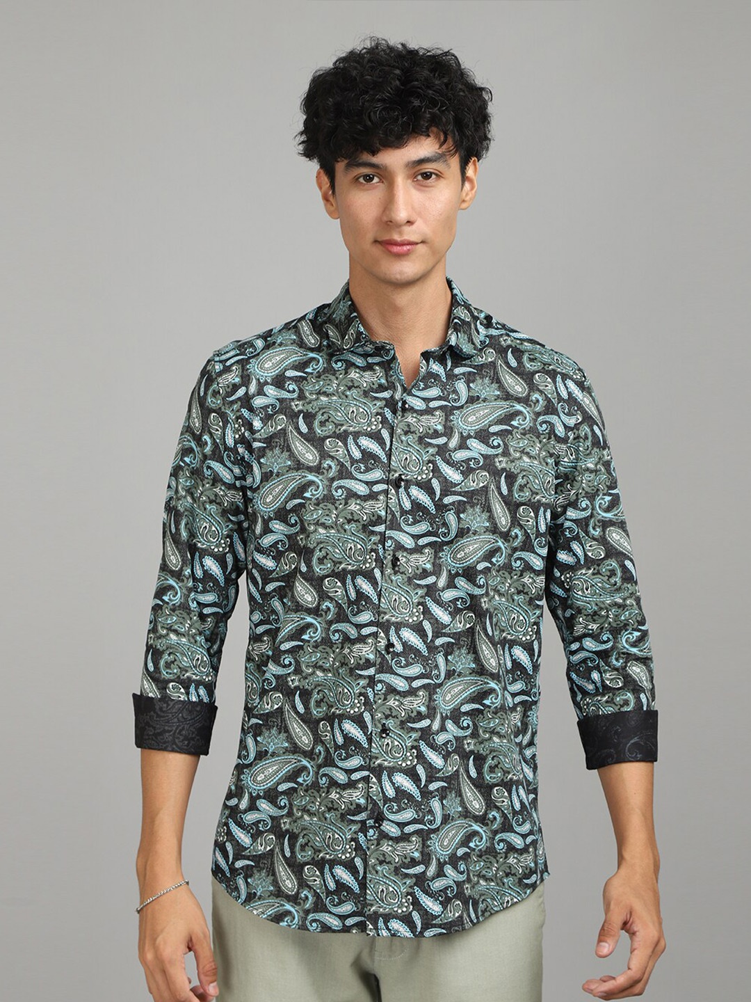 

FOGA New Fit Ethnic Motifs Printed Pure Cotton Casual Shirt, Green