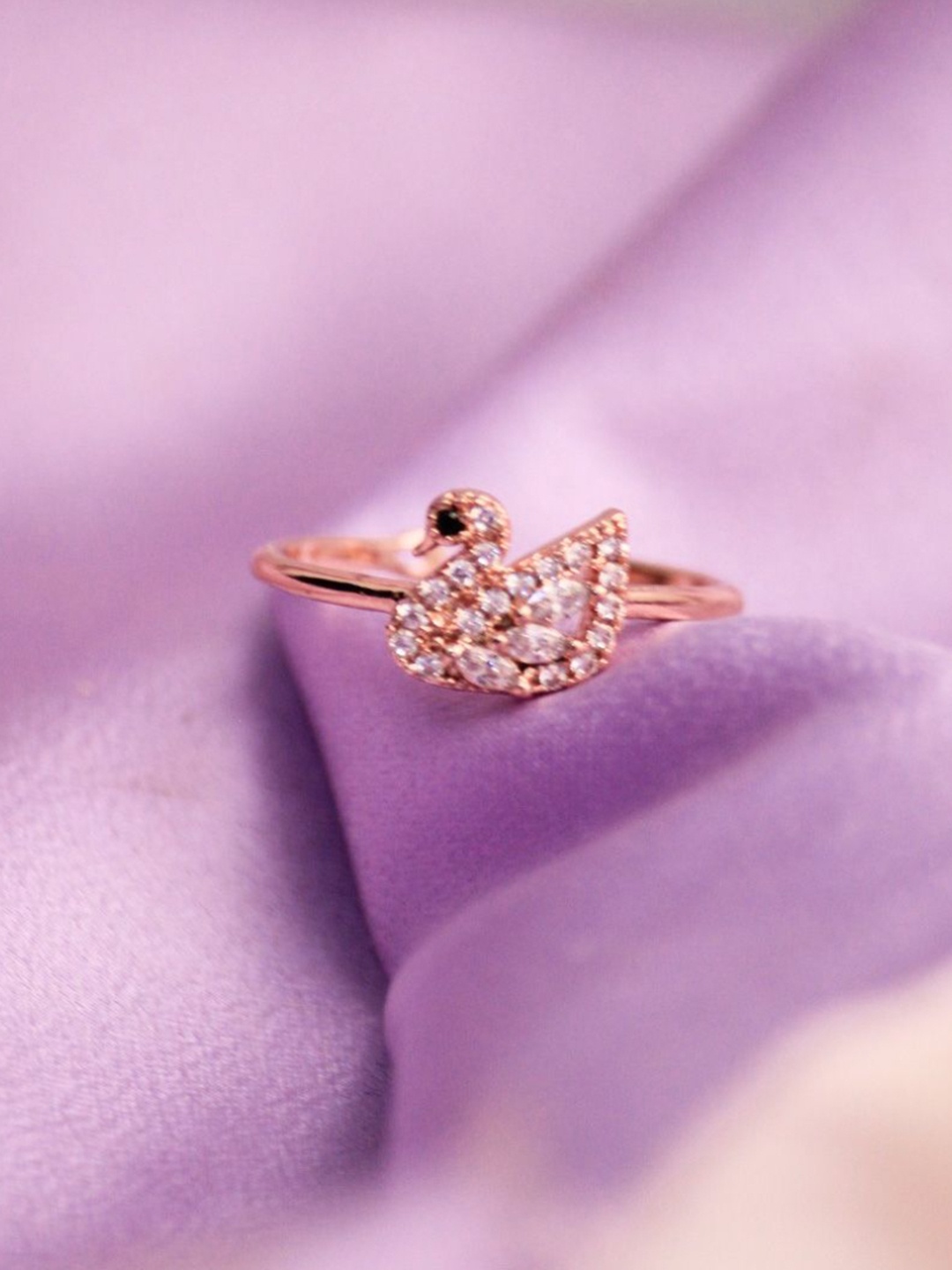 

SALTY Anti -Tarnish Stone-Studded Adjustable Finger Ring, Rose gold
