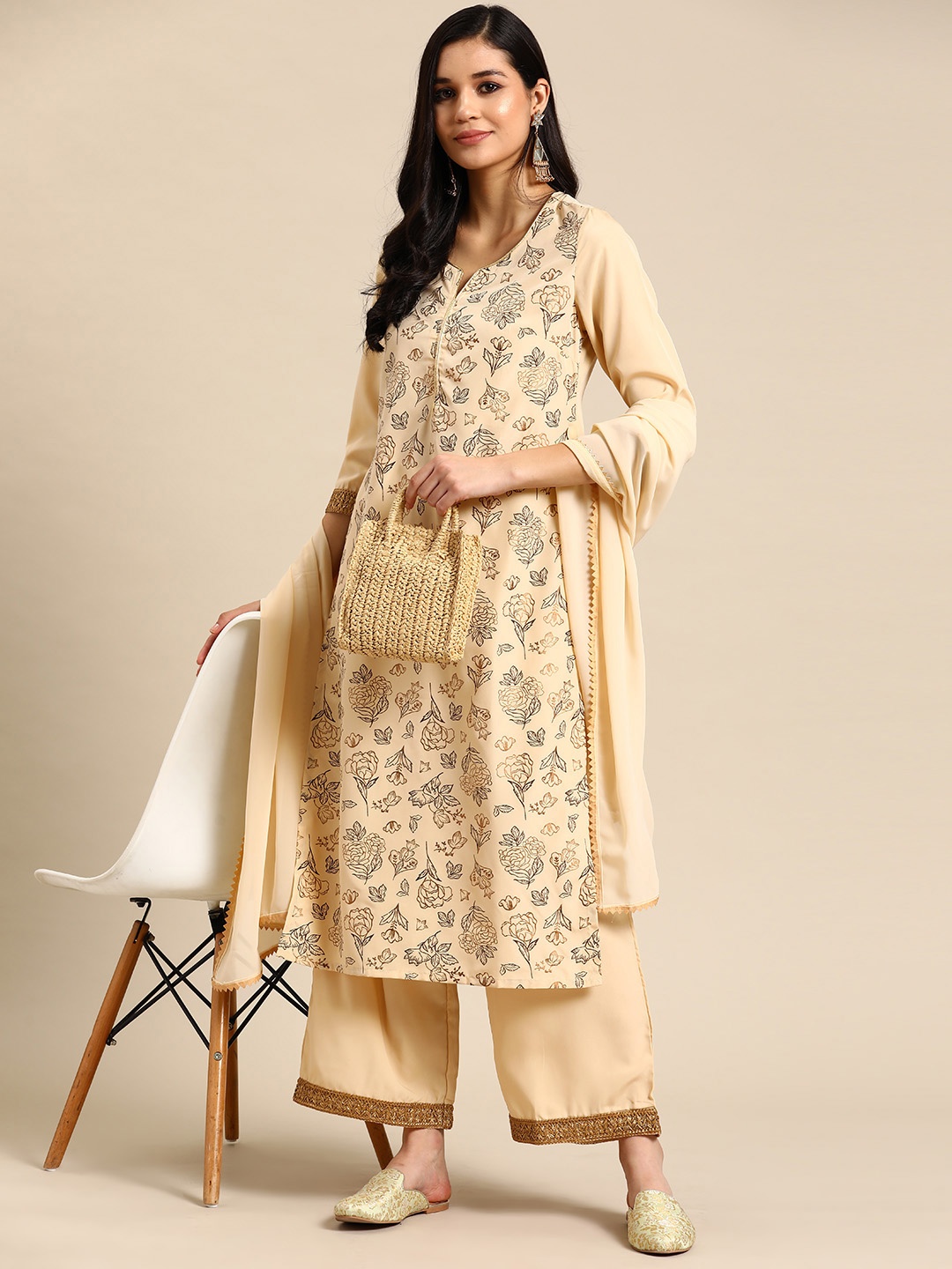 

Sangria Floral Printed Lace Detail Kurta with Palazzos & Dupatta, Cream