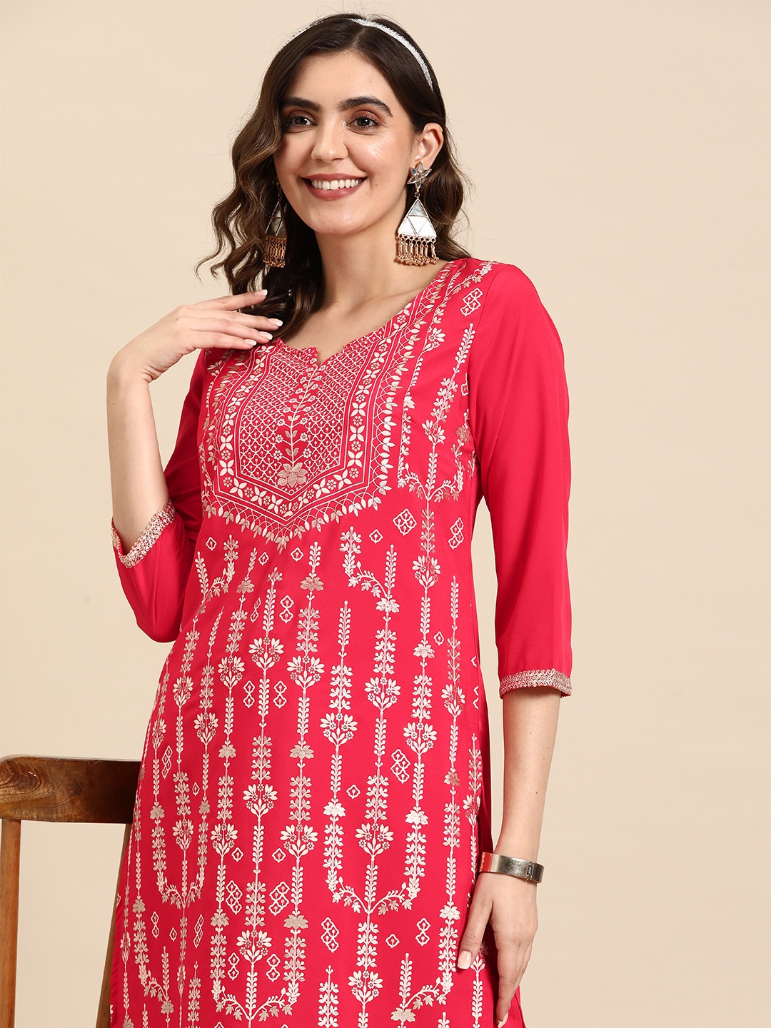

Sangria Women Ethnic Motifs Printed Kurta with Trousers, Red