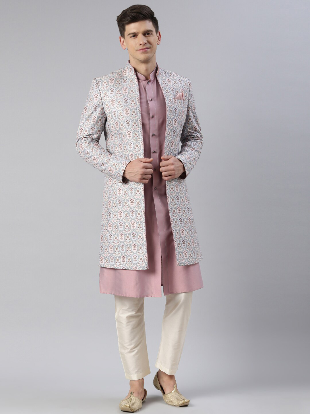 

TheEthnic.Co Embroidered Sherwani Set, Grey