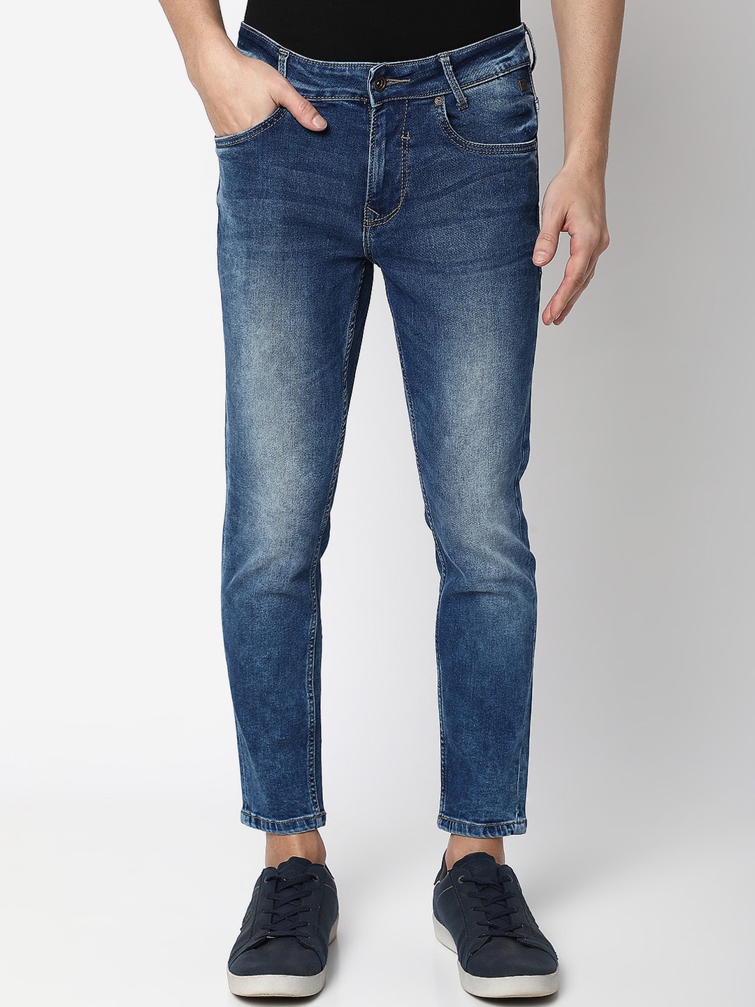 

Mufti Men Slim Fit Heavy Fade Clean Look Whiskers Stretchable Jeans, Blue