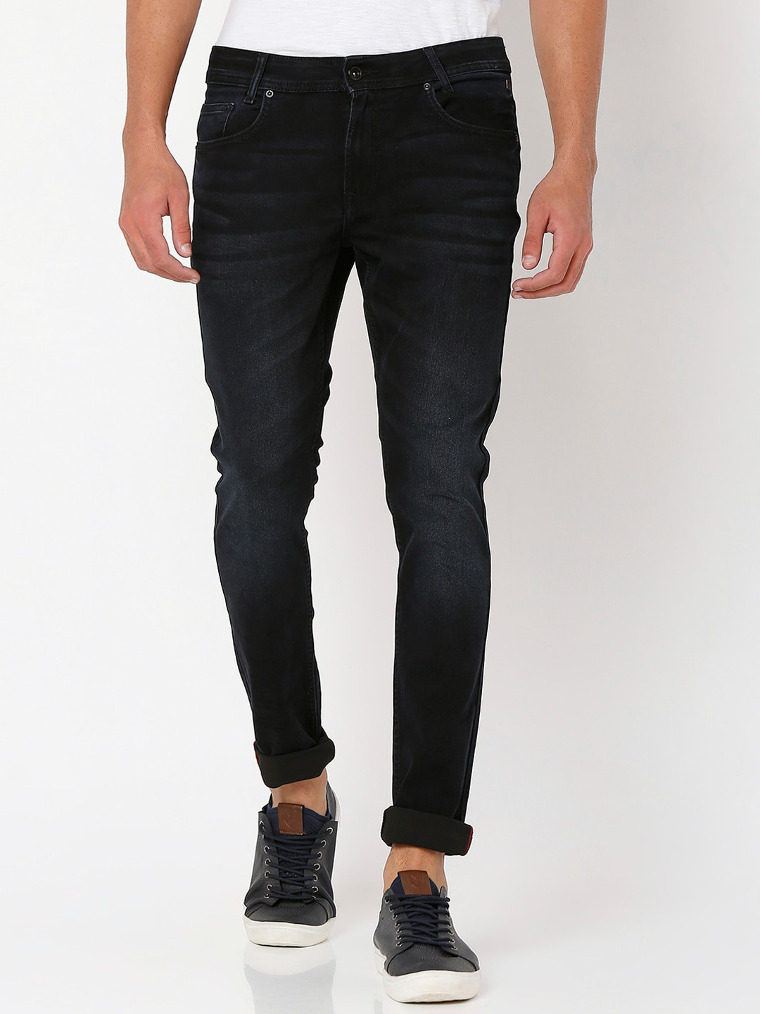 

Mufti Men Mid Rise Clean Look Light Fade Whiskers Skinny Fit Stretchable Jeans, Black