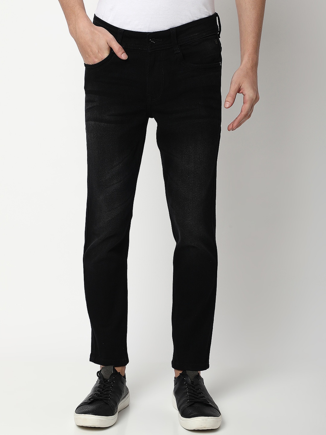

Mufti Men Slim Fit Light Fade Clean Look Stretchable Jeans, Black