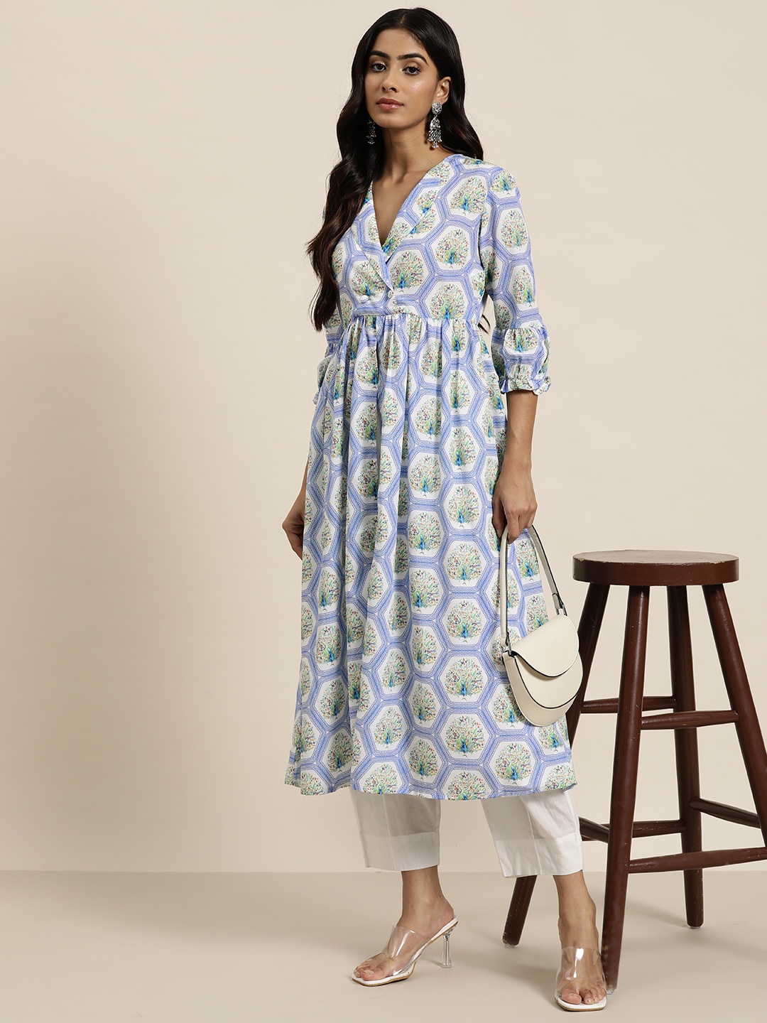 

Moda Rapido Women Blue & White Ethnic Motifs Printed Kurta