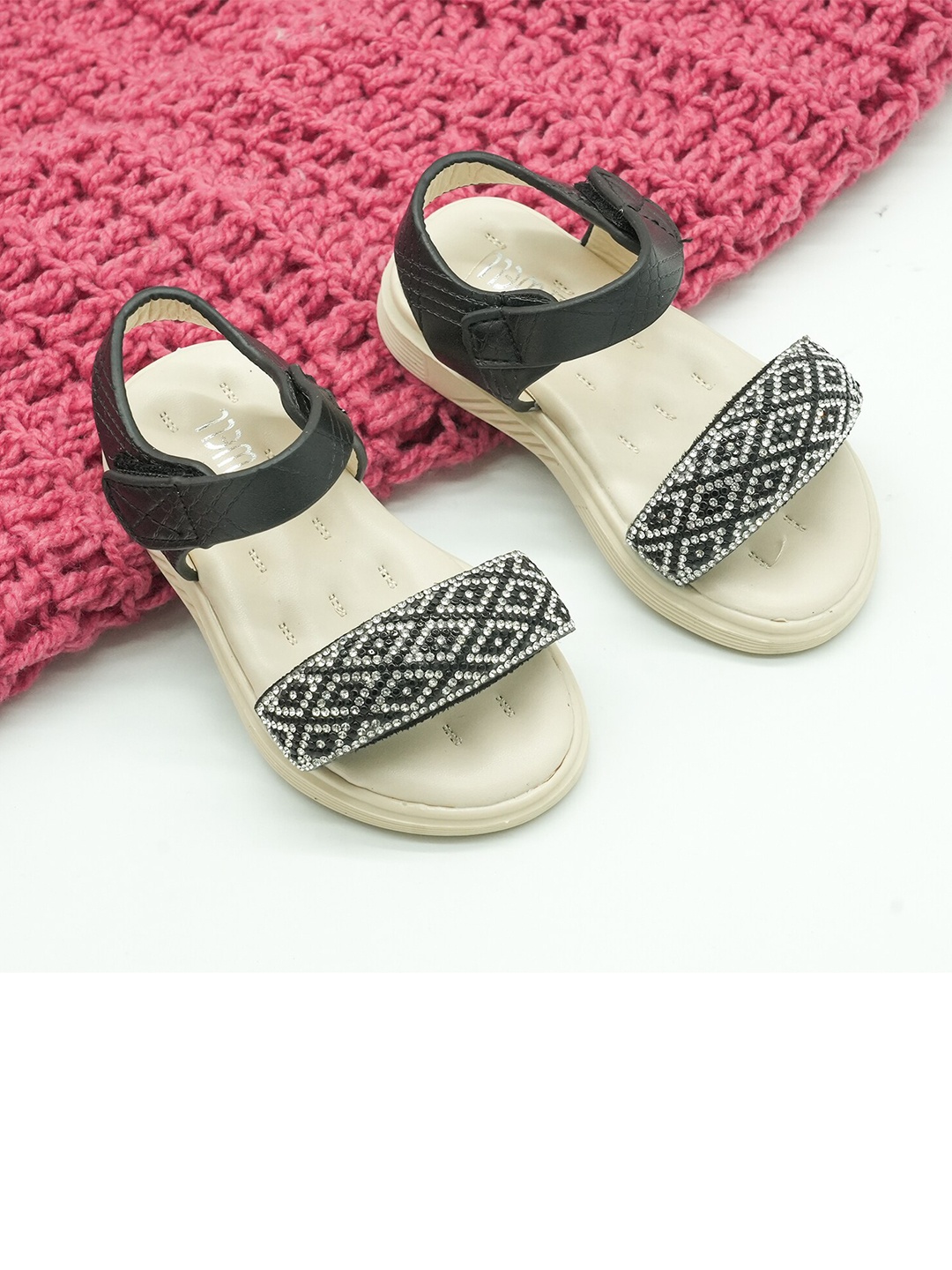 

FEETWELL SHOES Girls Embellished Open Toe Flats, Beige
