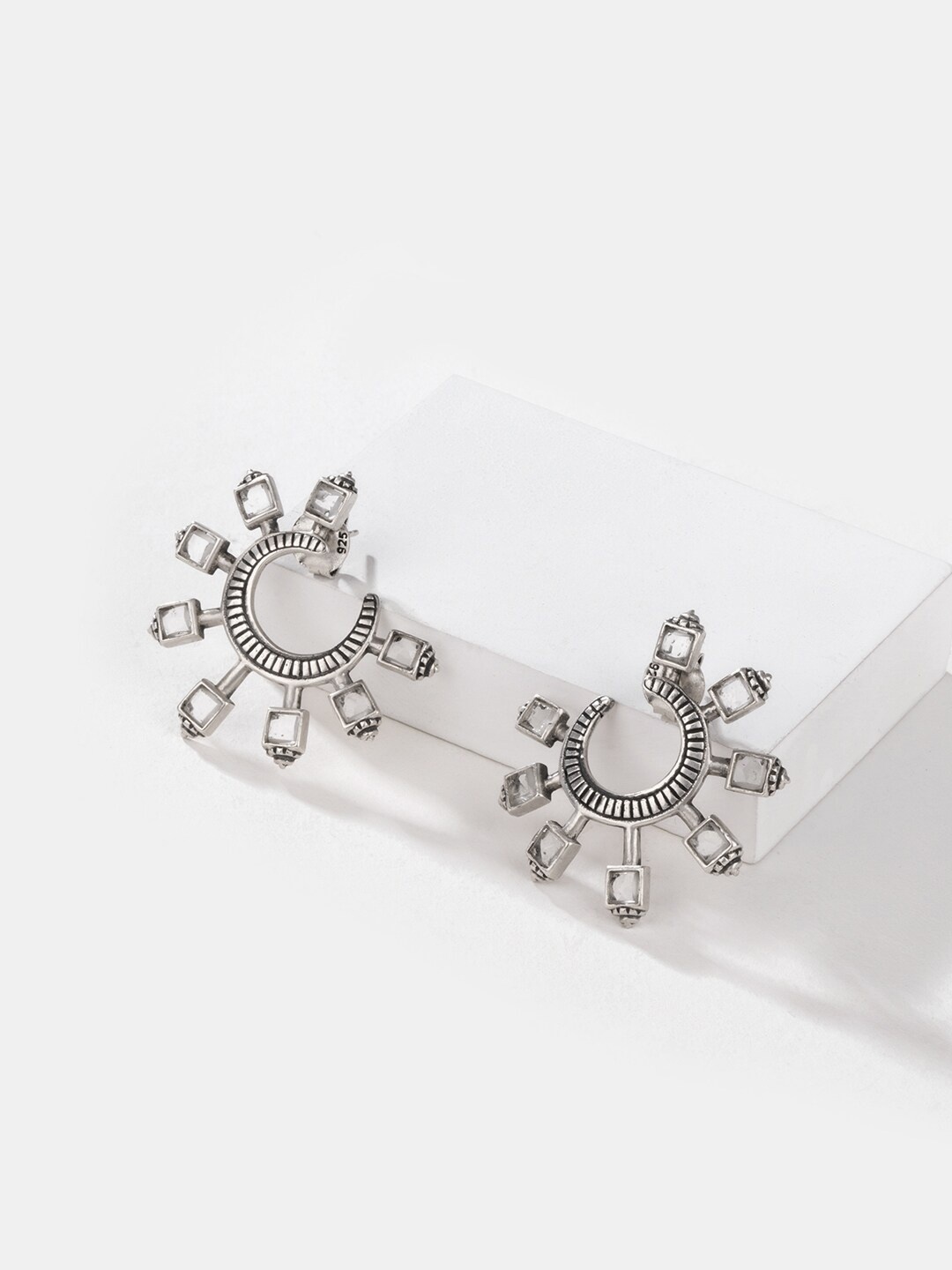 

SHAYA Sterling Silver Contemporary Studs Earrings