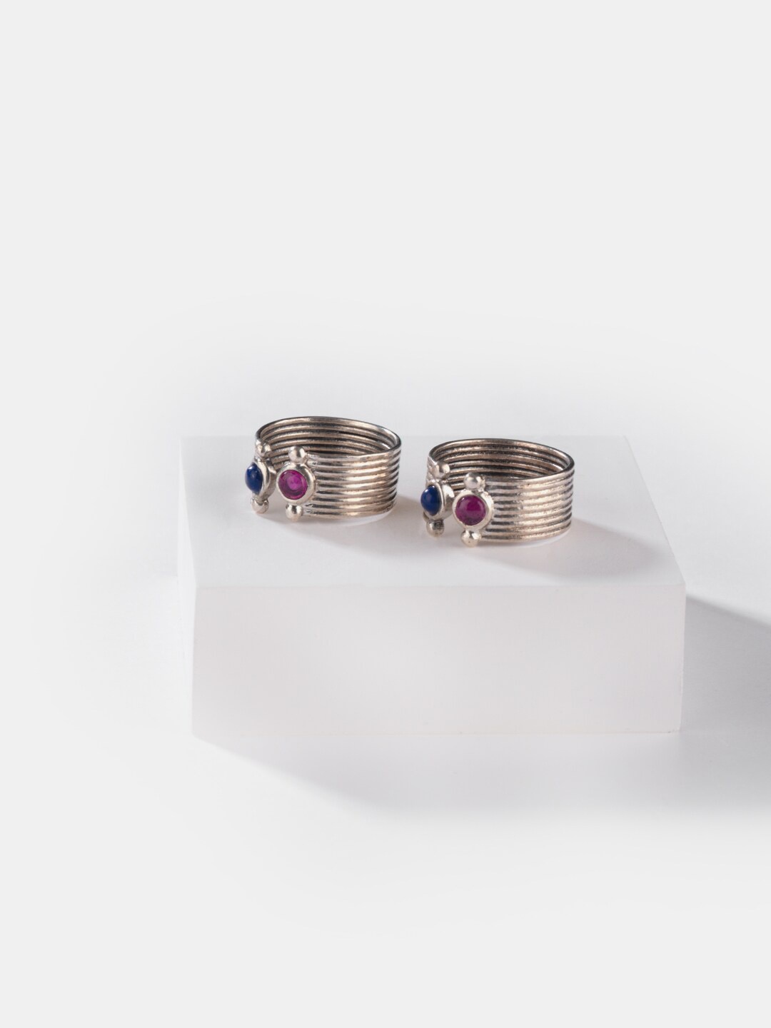 

SHAYA 925 Sterling Silver-Plated Stone-Studded Toe Rings