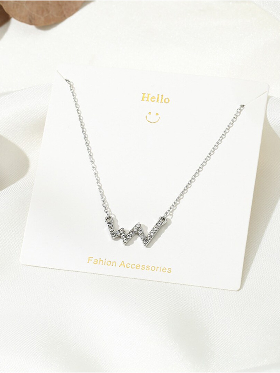 

SALTY Silver-Plated Heart Wave Necklace