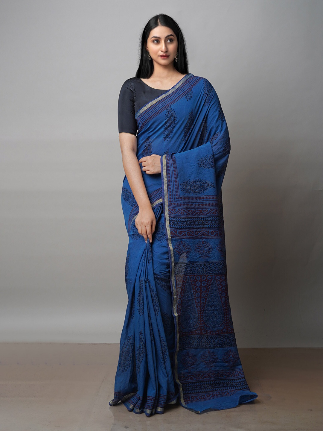 

Unnati Silks Blue & Maroon Bagh Zari Chanderi Saree