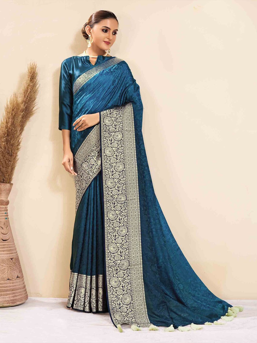 

all about you Teal & Gold-Toned Woven Design Zari Saree