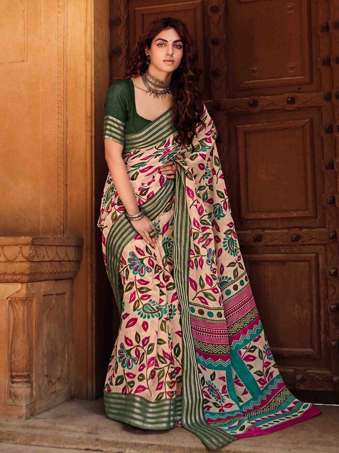 

all about you Cream-Coloured & Green Floral Zari Pure Linen Saree