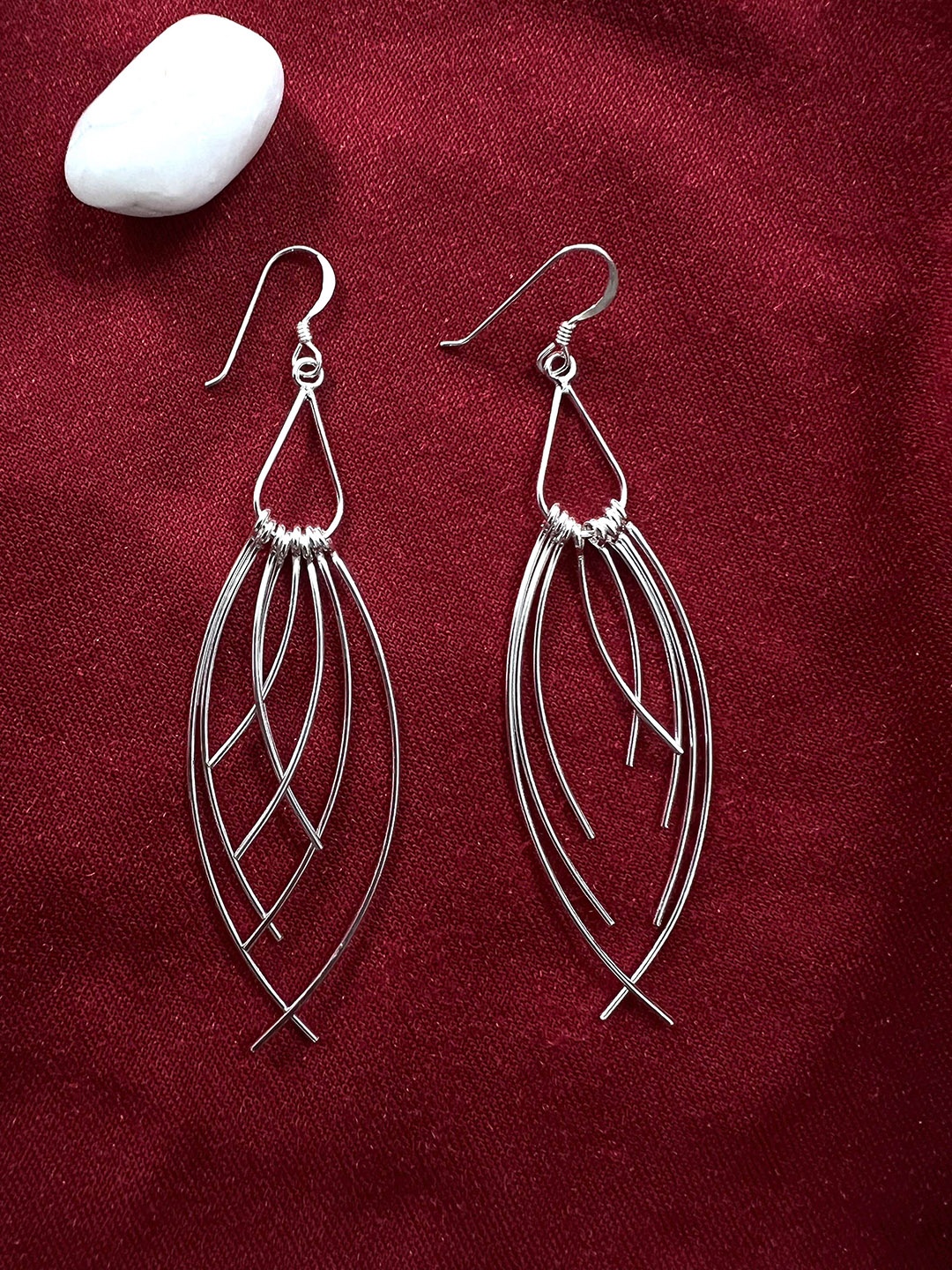 

Arte Jewels Silver-Plated Teardrop Shaped Drop Earrings