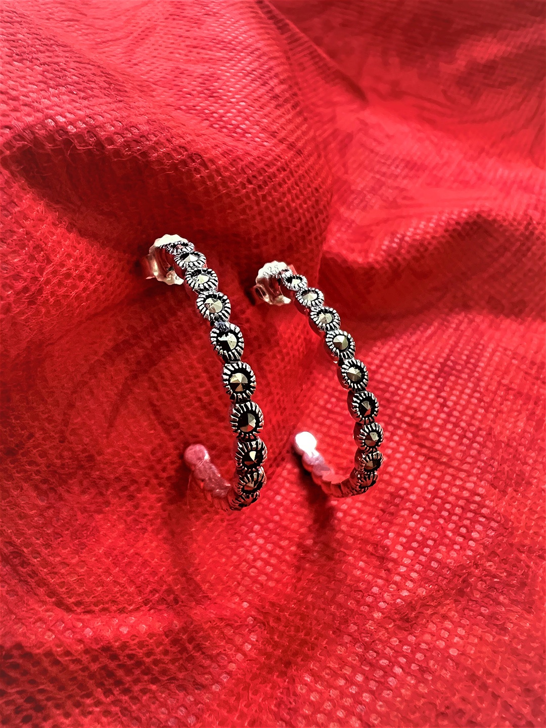 

Arte Jewels Silver-Plated Circular Half Hoop Earrings