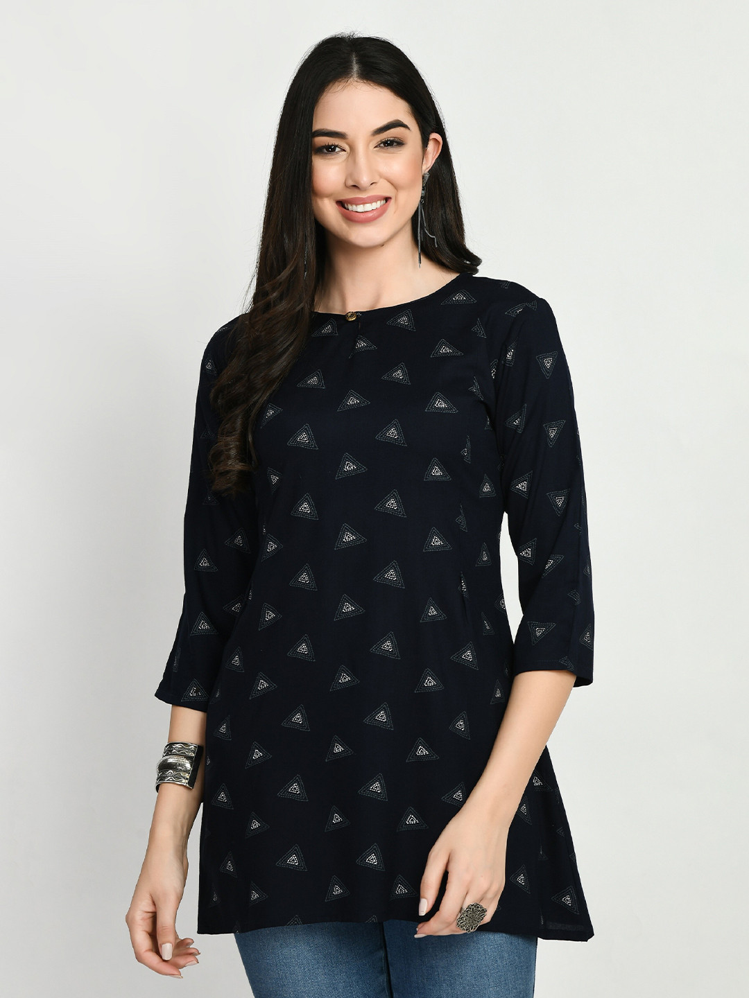 

HERE&NOW Navy Blue Geometric Printed Keyhole Neck Kurti