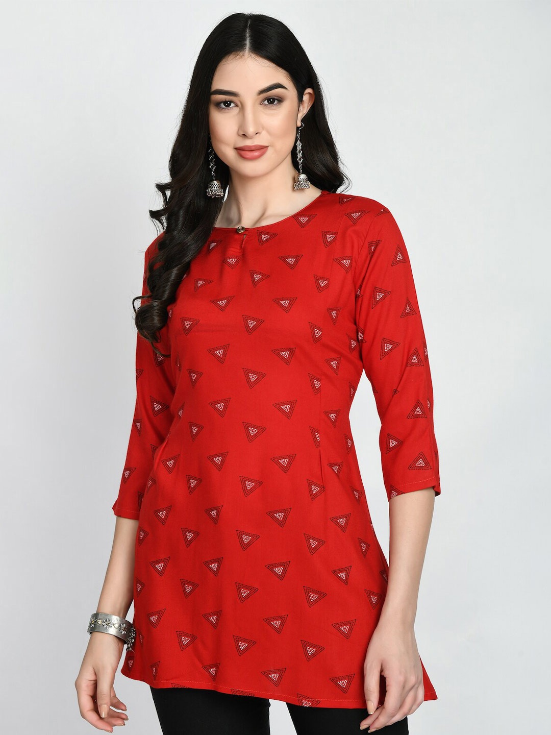 

HERE&NOW Red Keyhole Neck Geometric Printed Kurti