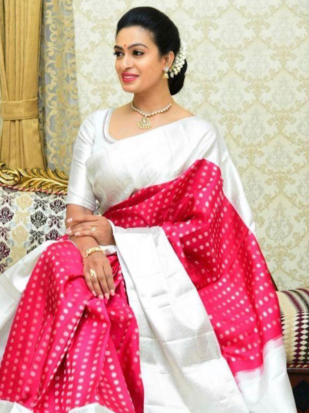 

Naishu Trendz Polka Dot Woven Design Zari Pure Silk Kanjeevaram Saree, Pink