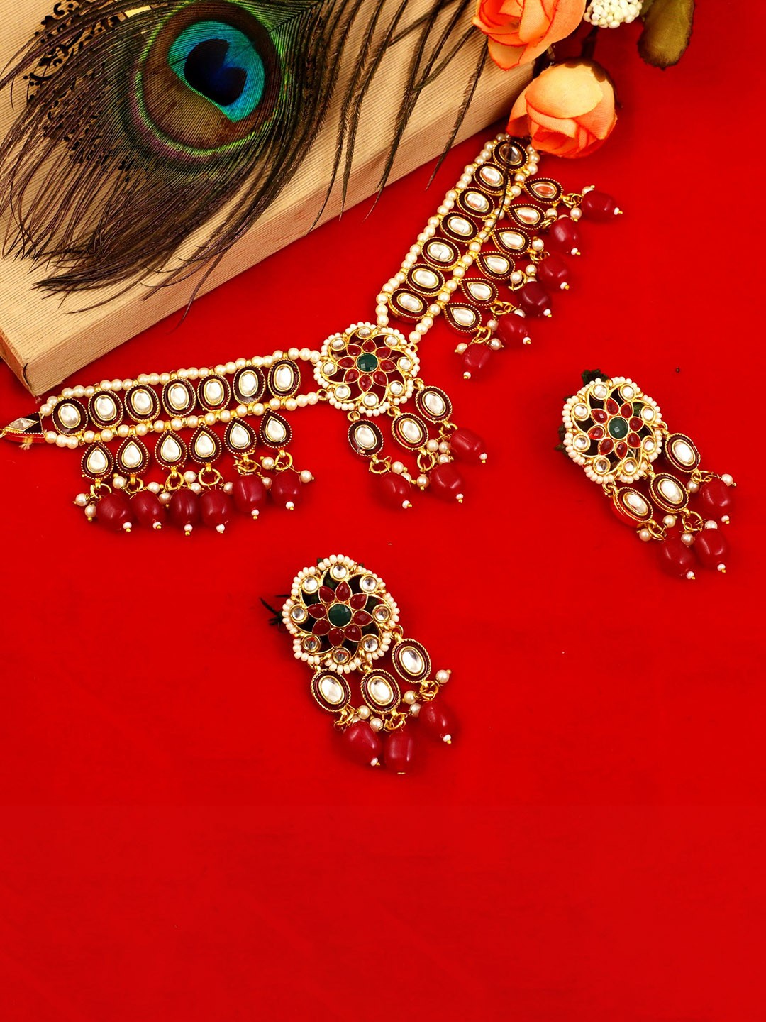 

MANSIYAORANGE Gold-Plated Kundan-Studded & Beaded Necklace & Earrings