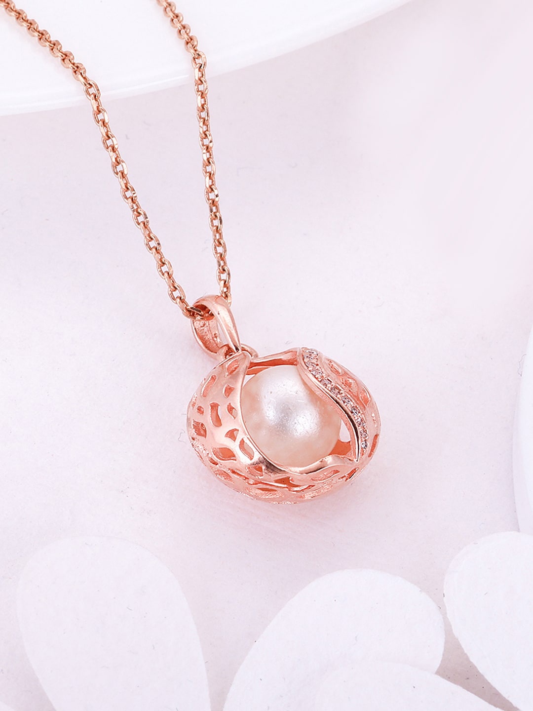 

GIVA 925 Sterling Silver Rose Gold-Plated & Pearl Bead Pendant With Chain