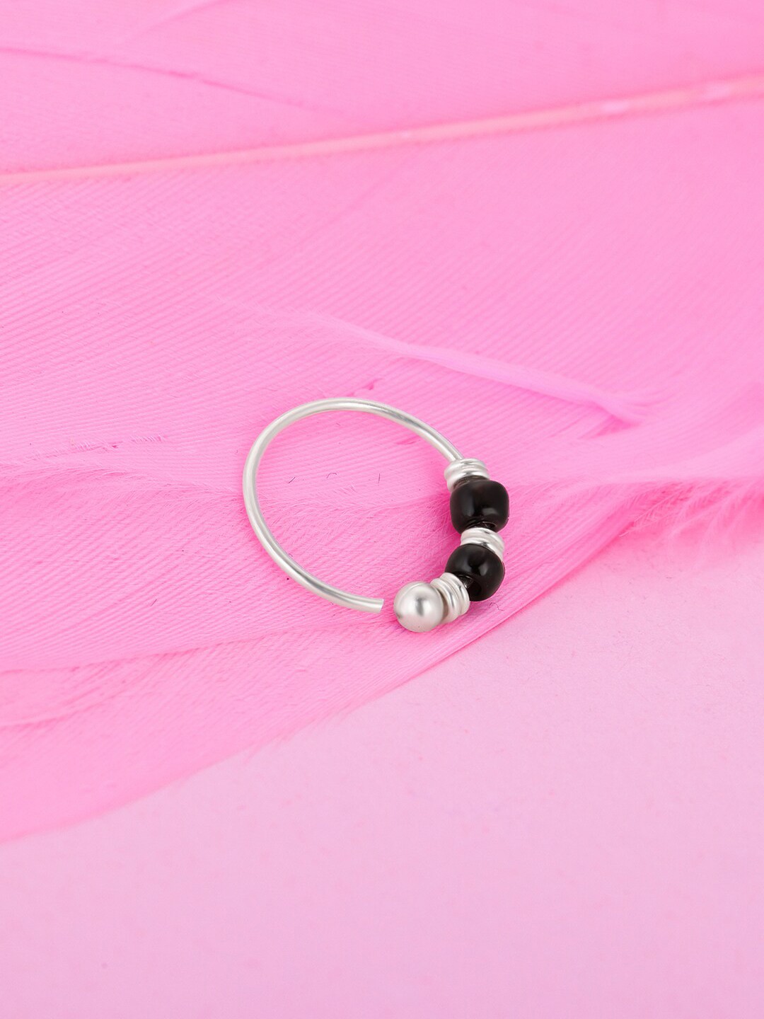 

GIVA Rhodium-Plated Beaded Nosepin, Silver