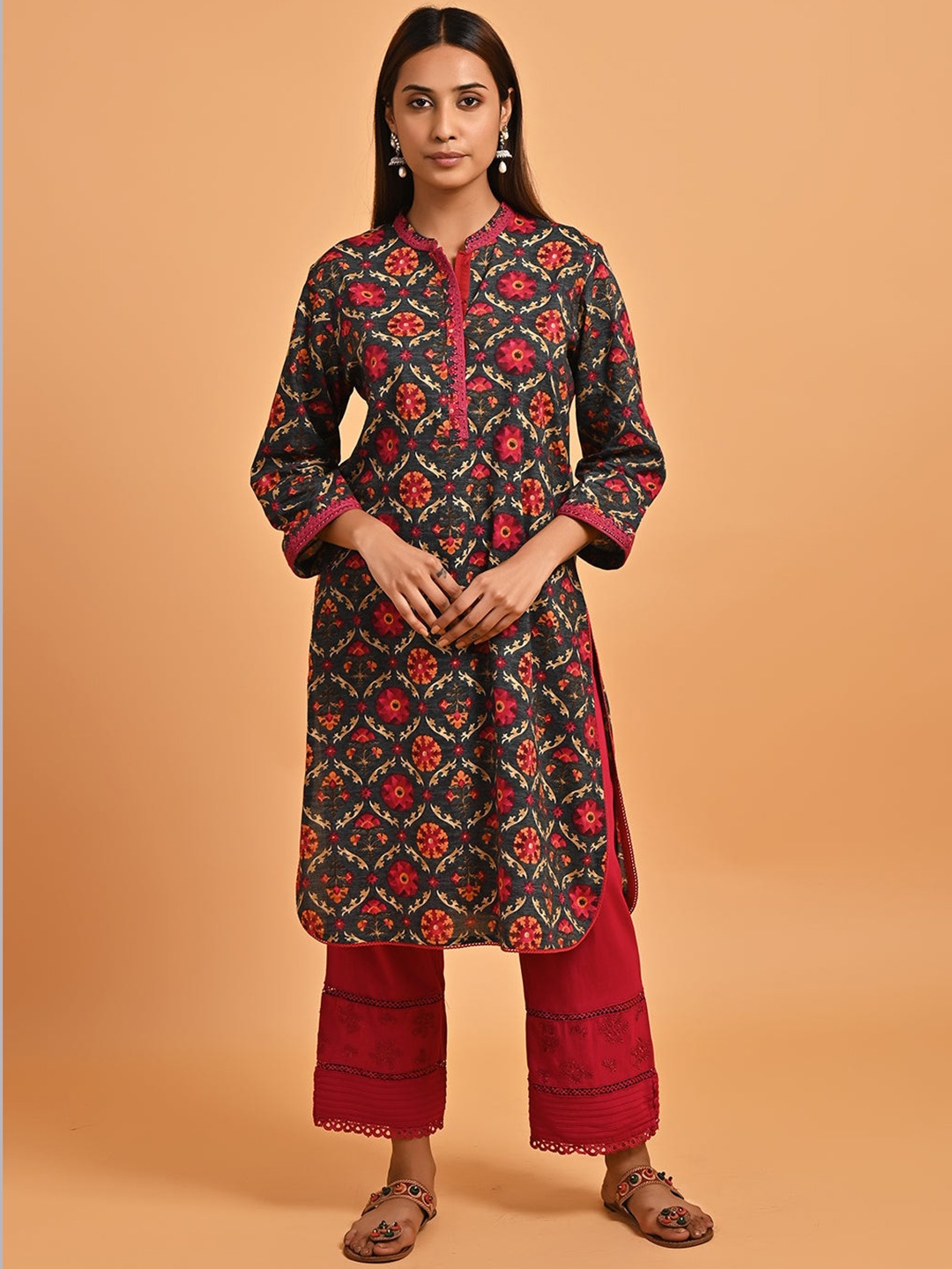 

Lakshita Ethnic Motifs Printed Pure Cotton Straight Kurta, Black