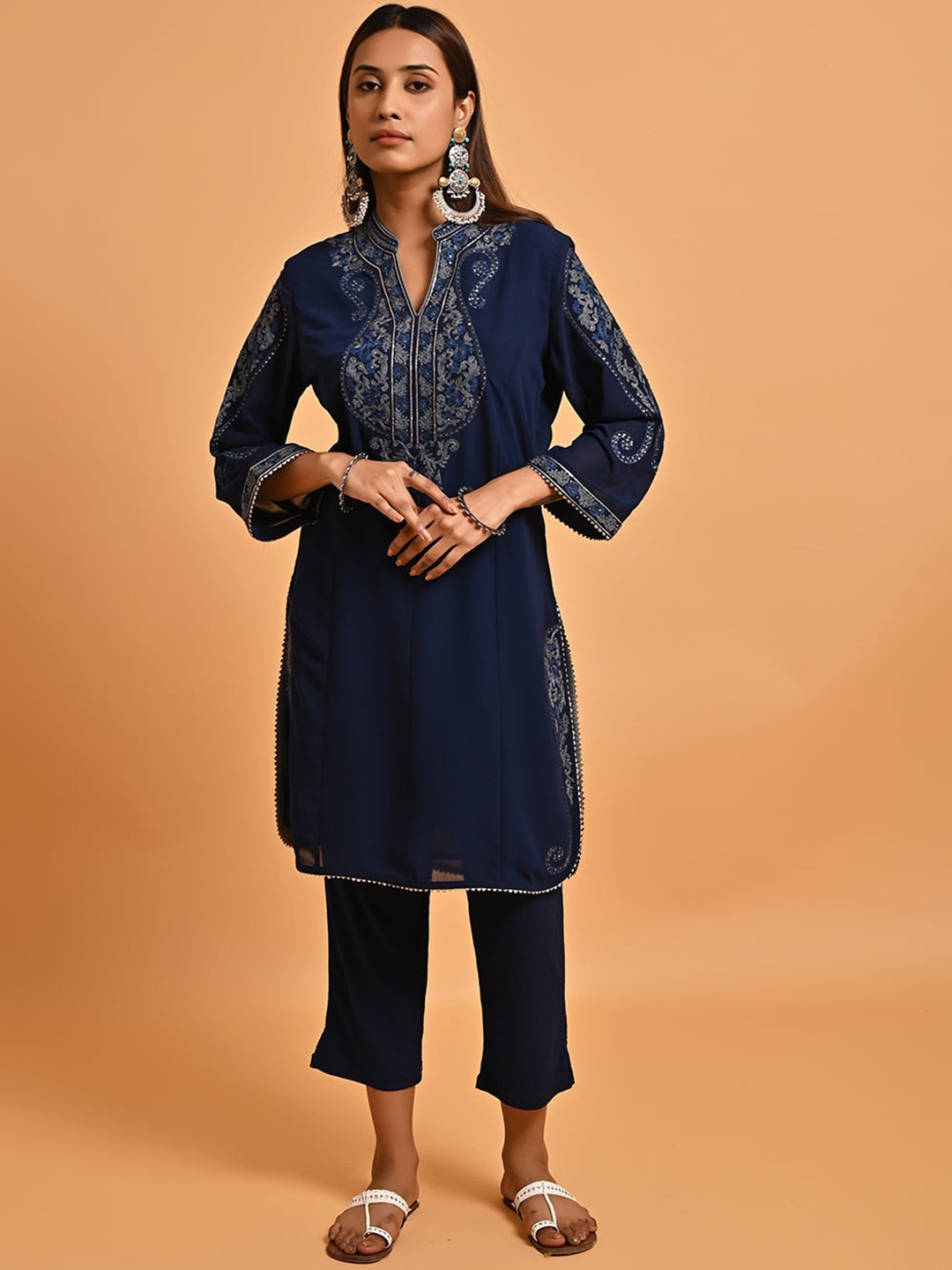 

Lakshita Ethnic Motifs Embroidered Sequined Georgette Kurta, Navy blue