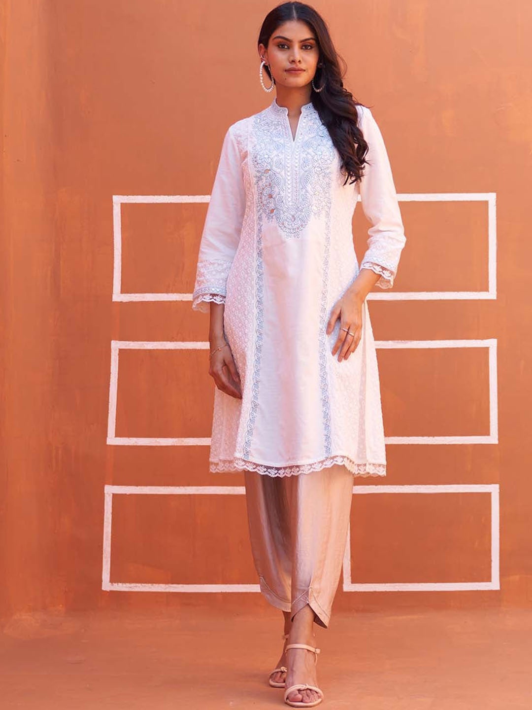 

Lakshita Ethnic Motifs Printed Mirror Work Panelled A-Line Kurta, Pink