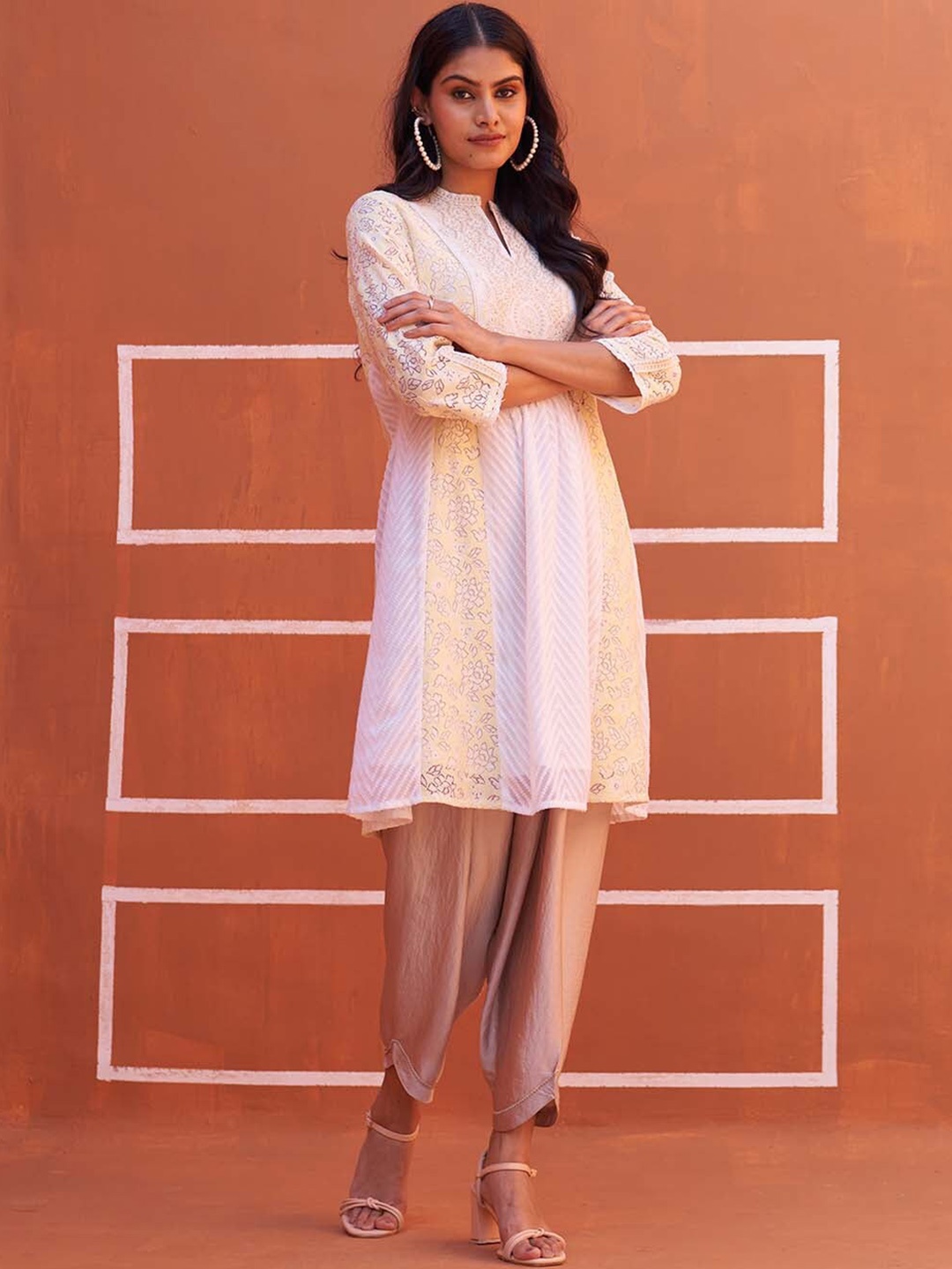 

Lakshita Embroidered Schiffli Panelled A-Line Kurta, White