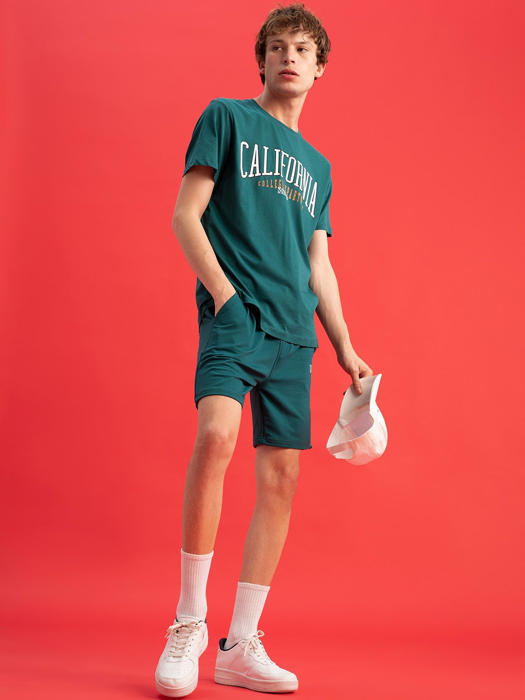

DeFacto Men Above Knee Regular Shorts, Teal