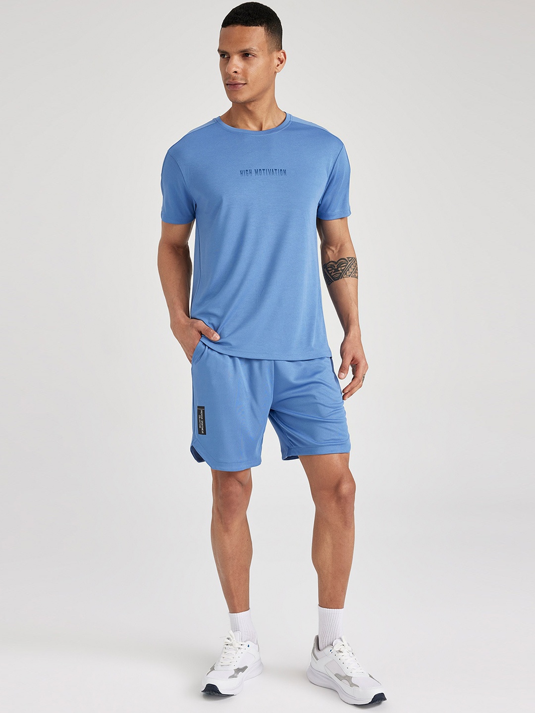 

DeFacto Men Regular Fit Sports Shorts, Blue