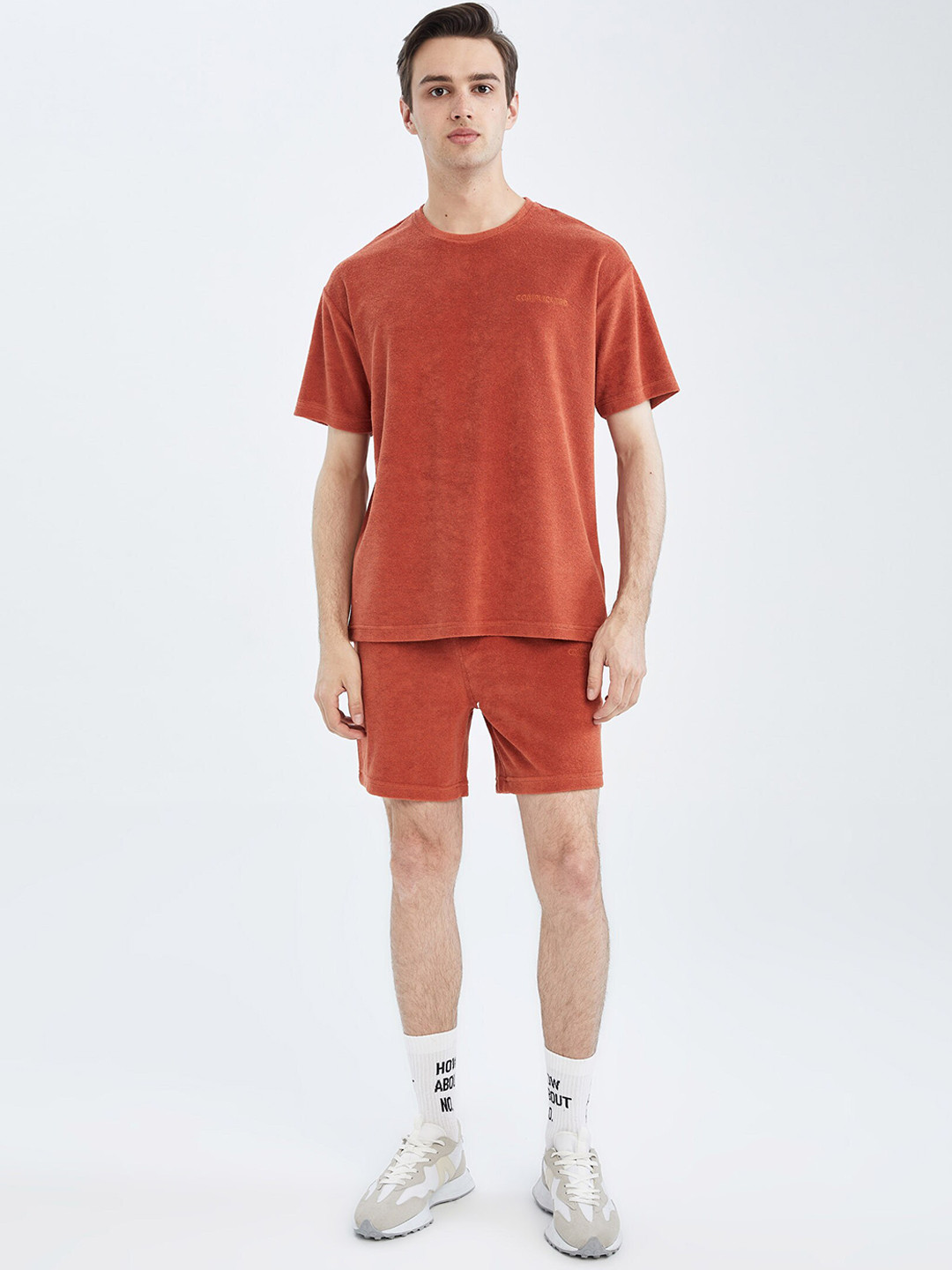 

DeFacto Men Mid-Rise Casual Knitted Cotton Shorts, Red