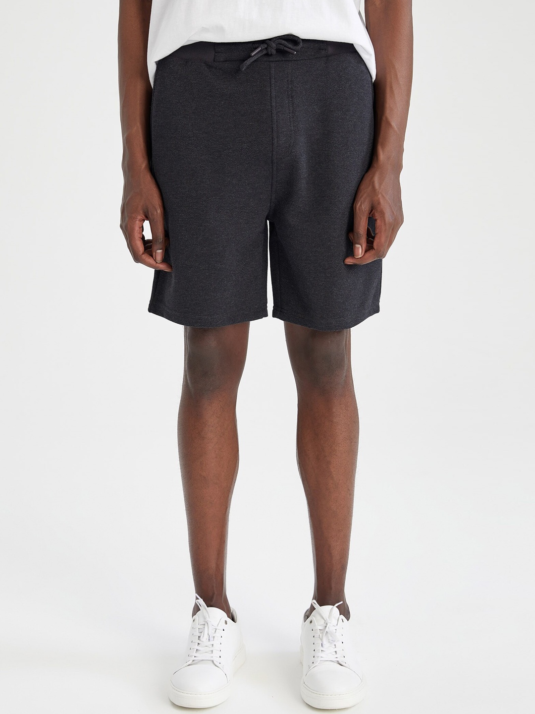 

DeFacto Men Regular Fit Sports Shorts, Grey