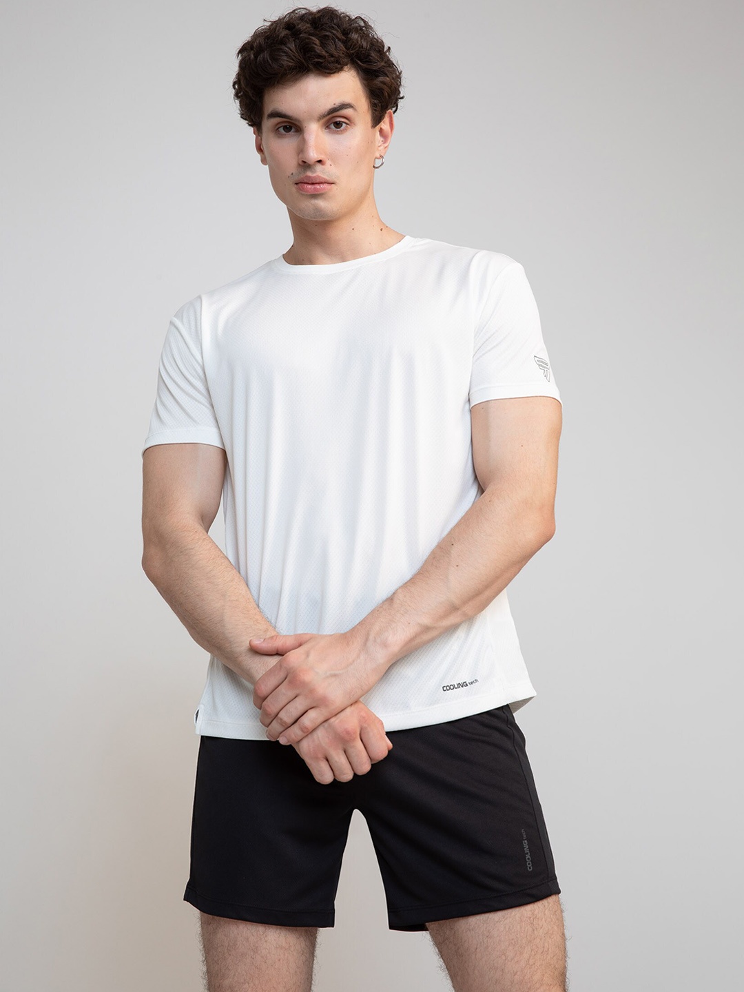 

DeFacto Men Mid-Rise Regular Fit Sports Shorts, Black