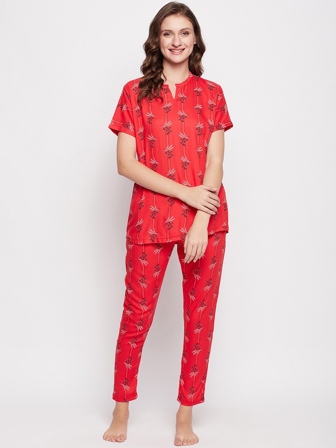 

FirstKrush Floral Printed Pure Cotton Night Suit, Red