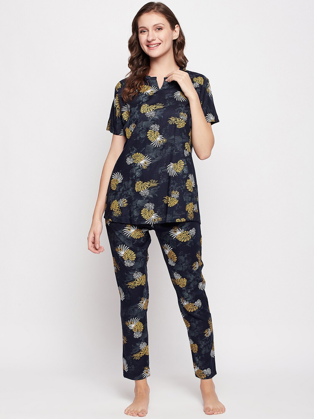 

FirstKrush Floral Printed Pure Cotton Night Suit, Navy blue