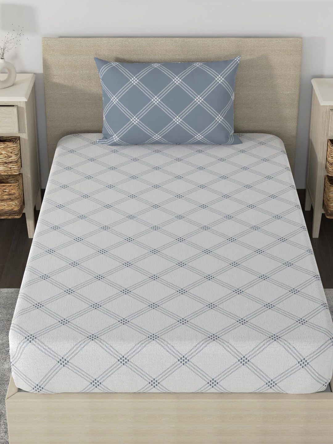 

Huesland Aspire White & Grey Printed 186 TC Cotton Single Bedsheet & Pillow Cover