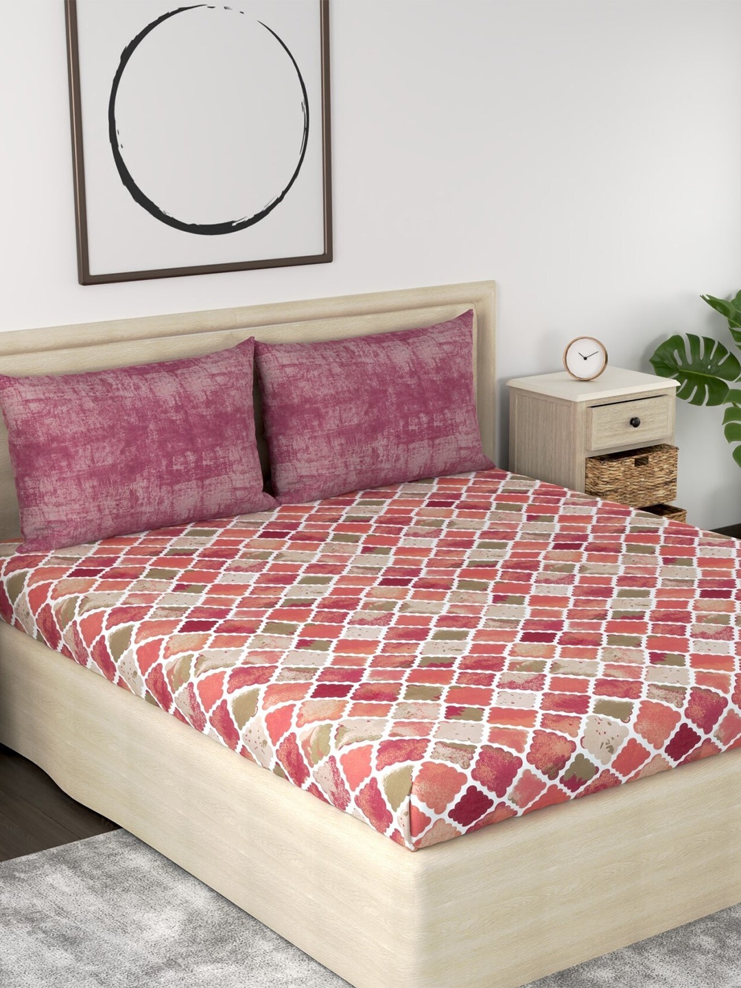 

Huesland Aspire Beige & White Geometric 186 TC Cotton King Bedsheet & 2 Pillow Covers