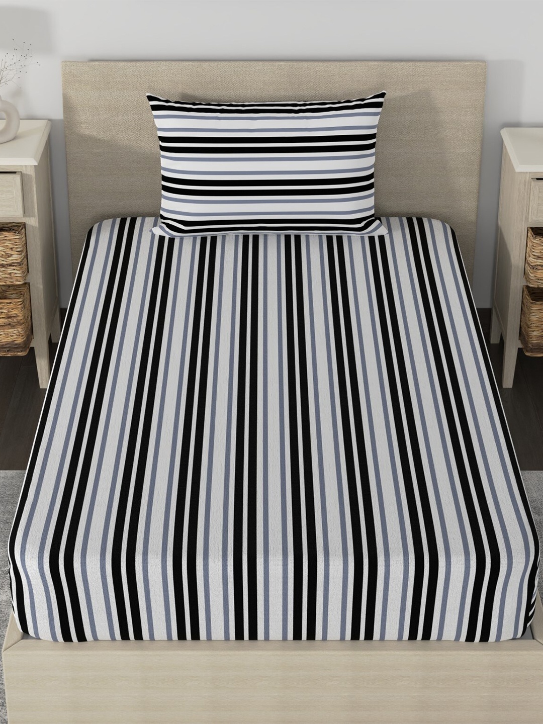 

Huesland Aspire Black & White Striped 186 TC Cotton Single Bedsheet & Pillow Cover