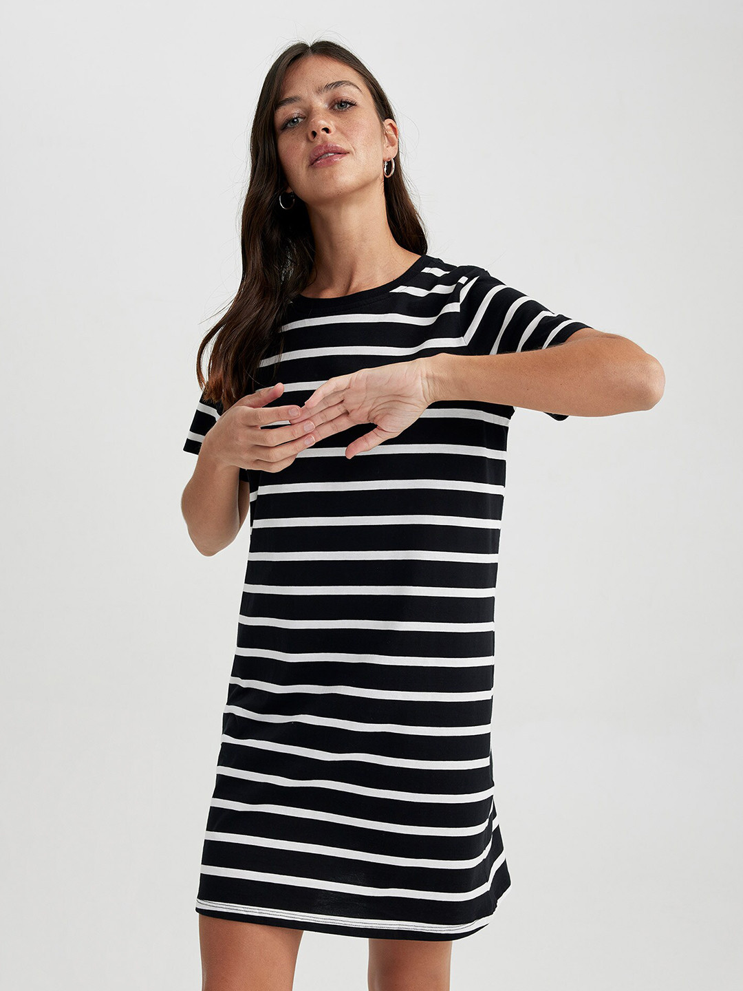 

DeFacto Striped Pure Cotton T-shirt Mini Dress, Black