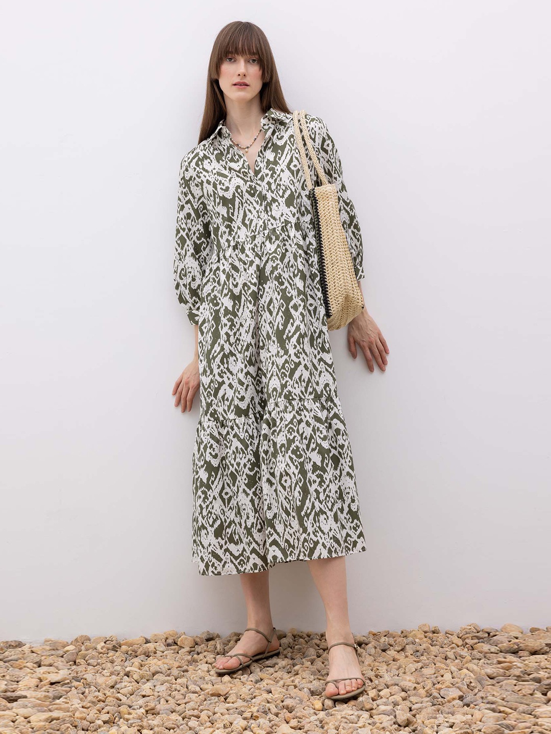 

DeFacto Abstract Printed Shirt Collar A-Line Midi Dress, Olive