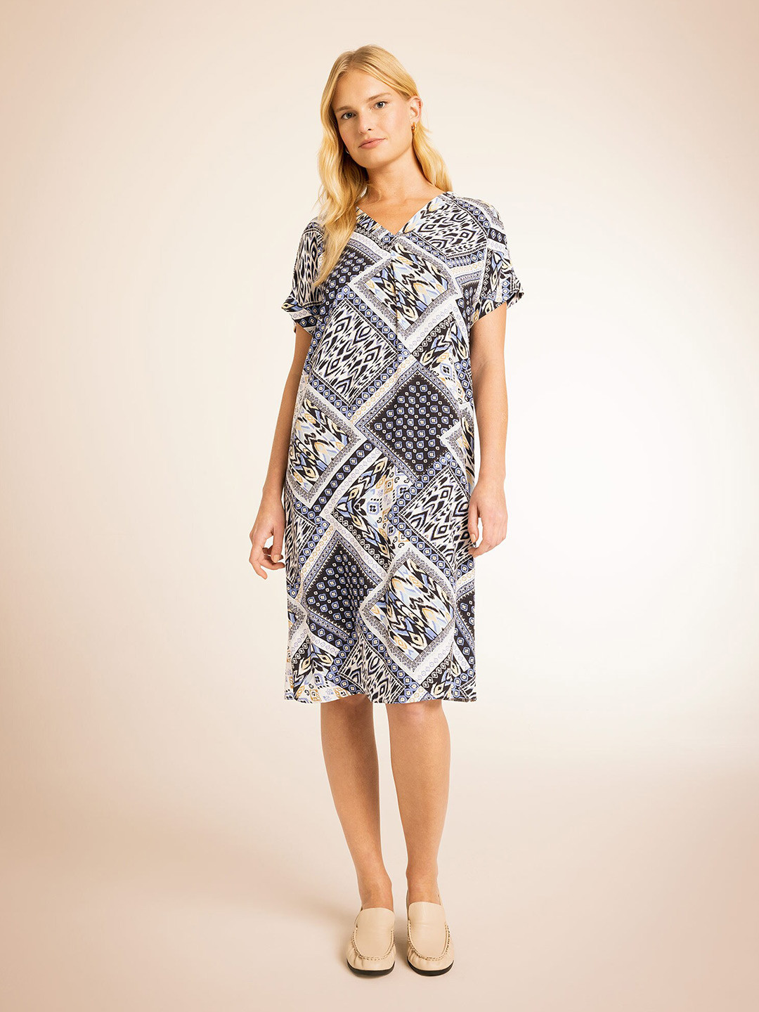 

DeFacto Ethnic Motifs Printed Sheath Dress, White