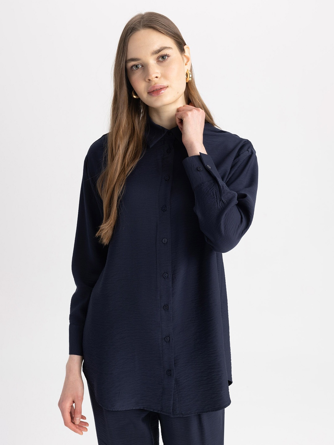 

DeFacto Spread Collar Opaque Casual Longline Shirt, Navy blue