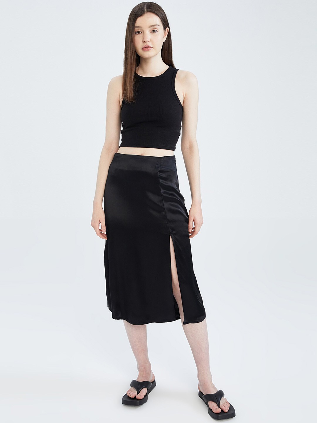

DeFacto Mid Rise A Line Midi Skirt, Black