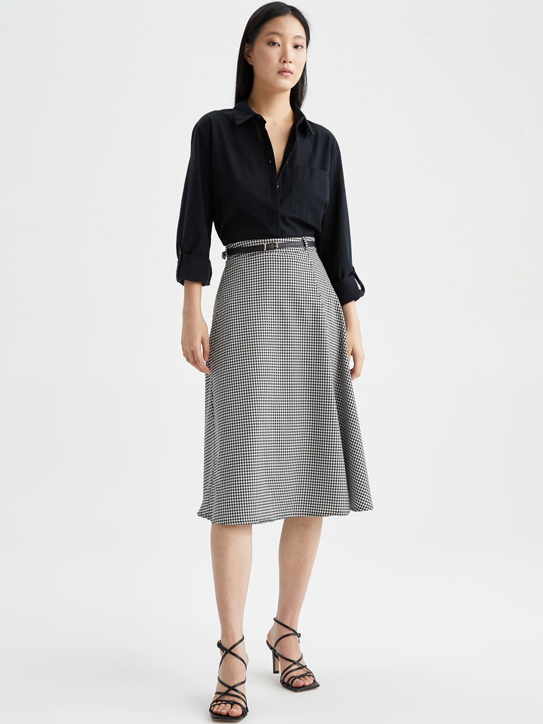 

DeFacto Checked A-Line Midi Skirt, Black